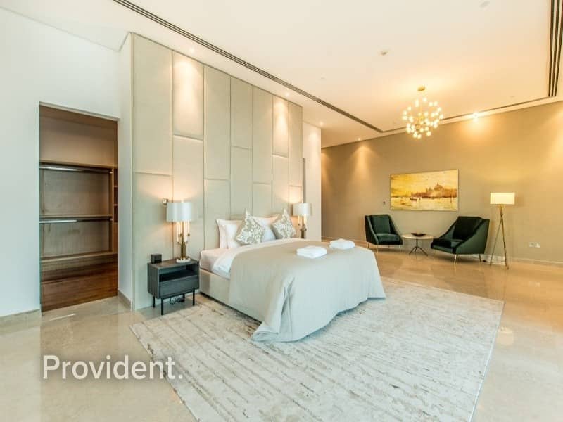 Exclusive | Fully furnished with Alluring Sea View