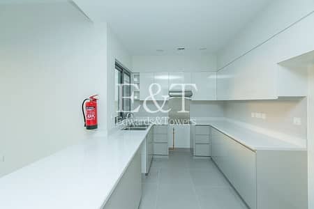 Vacant | Corner 2E Single Row | 4 Bed + Maid | DH Vacant | Corner 2E Single Row | 4 Bed + Maid | DH