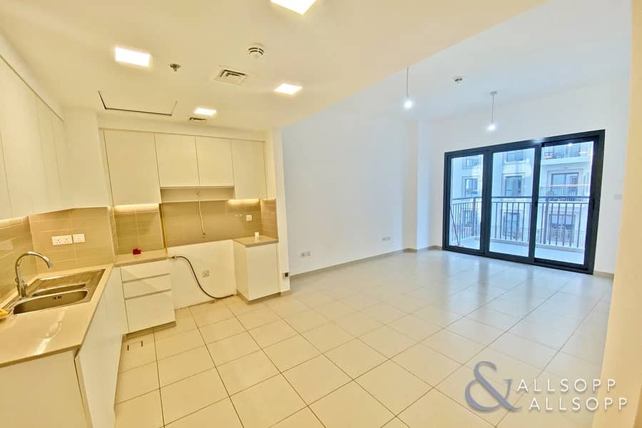 8 2 Beds | Open Planned & Modern | View Now