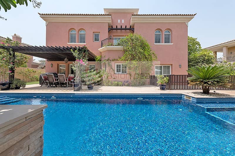 Exclusive Upgraded Type 15|5 BR+ M | Private Pool