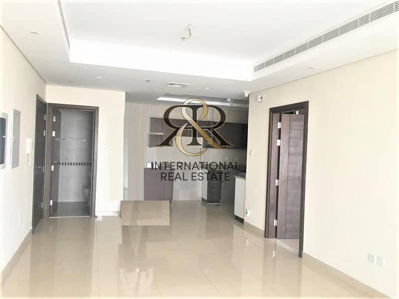 Spacious 1 Bedroom with Balcony | Well maintained Apartment