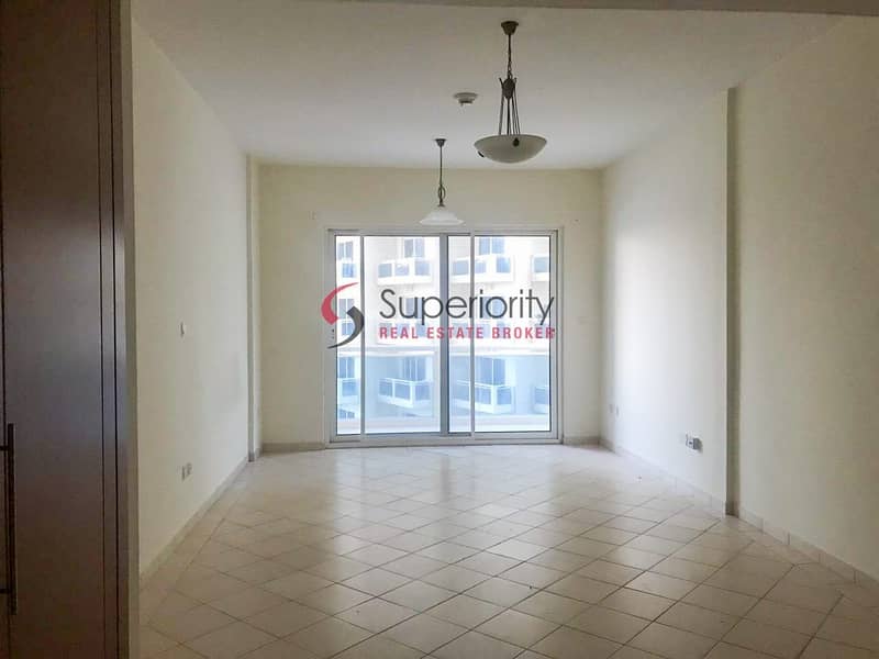 Unfurnished | Well maintained | Without Parking | Studio in Lago Vista B Unfurnished | Well maintained | Without Parking | Studio in Lago Vista B