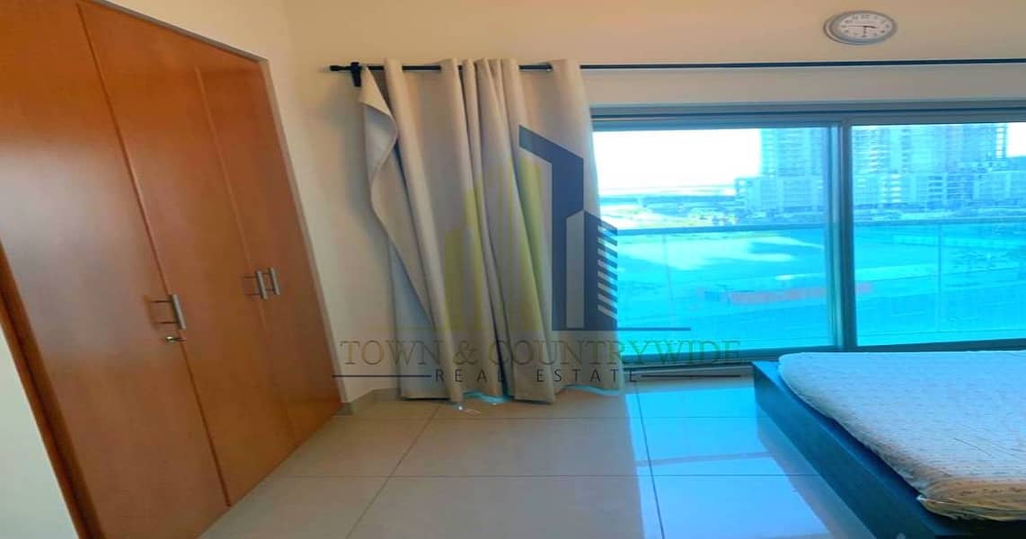 17 Partial sea view 1BR with Balcony @ Beach Tower