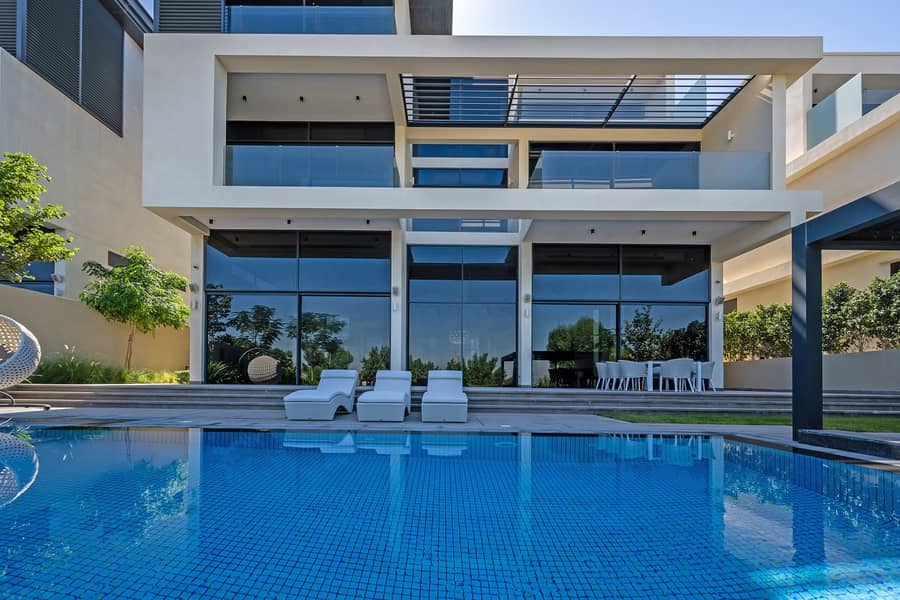 184 Contemporary Villa with Spectacular Views