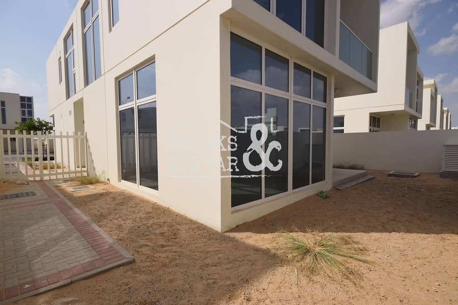 Pool View | Brand New | Independent Plot Pool View | Brand New | Independent Plot