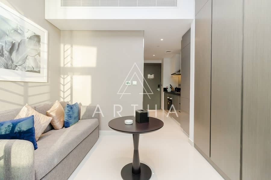 High Floor| Luxury Living | with Balcony High Floor| Luxury Living | with Balcony