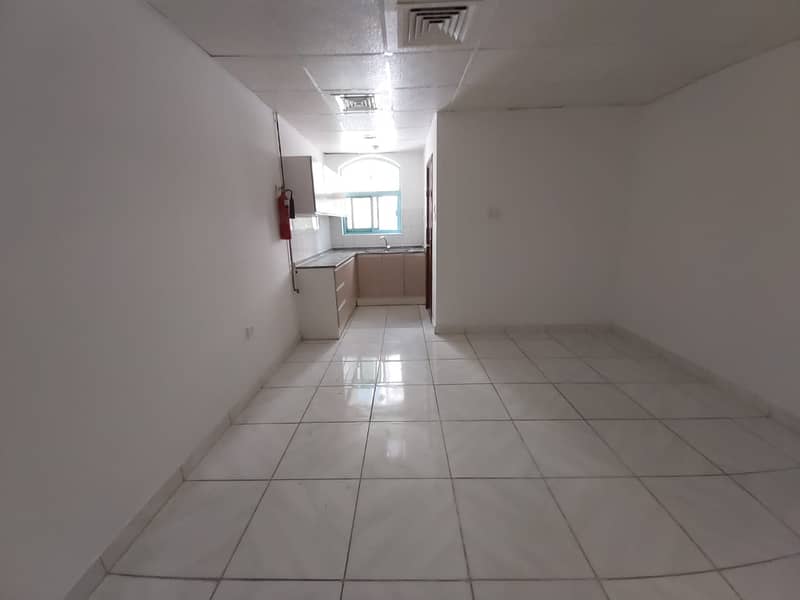 Cheapest Studio Just In 18000 /-  6 Cheques  Chiller free Al Khan Area