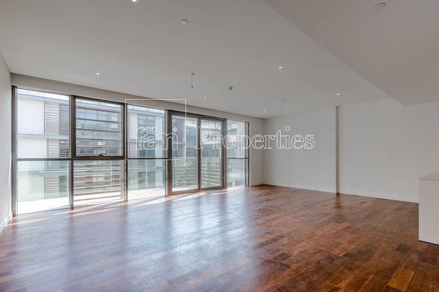 Great Investment for a Spacious Layout! Great Investment for a Spacious Layout!