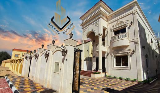 Wonderful villa with luxurious decorations for sale at an attractive price Wonderful villa with luxurious decorations for sale at an attractive price