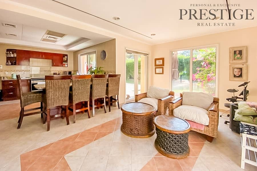 23 Next to Pool | Great Location | 5 Bed