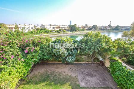 4E | 2BR + Study | Lake backing | Available Now 4E | 2BR + Study | Lake backing | Available Now