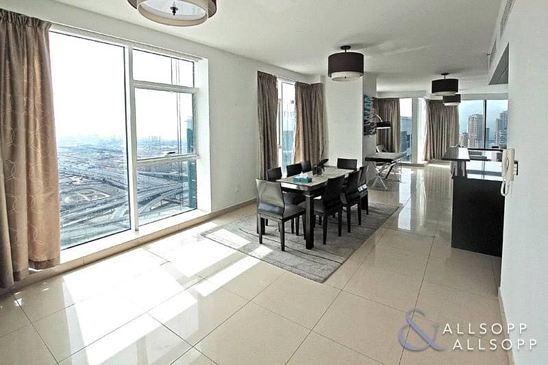 7 Modern 3 Bed | Upgraded | Fully Furnished