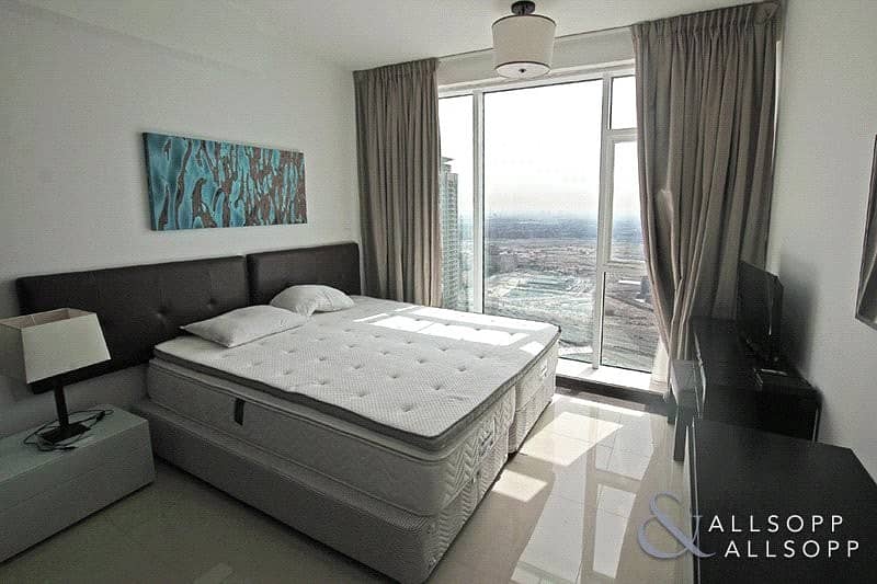 10 Modern 3 Bed | Upgraded | Fully Furnished