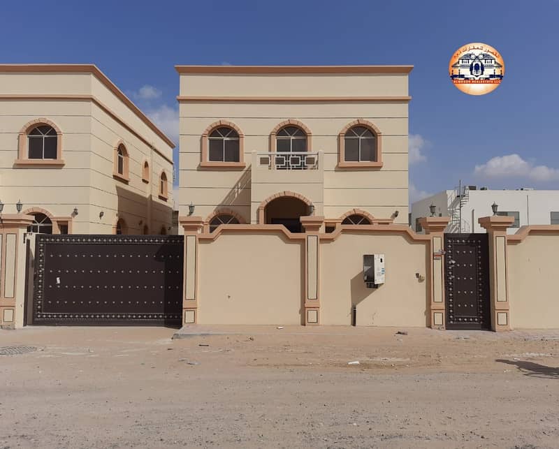 Villa for sale in Ajman, Al Mowaihat area, two floors, excellent location close to services, with the possibility of bank financing