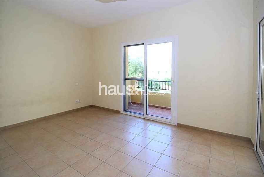 Palmera 1 | Desert backing | Vacant | 2 Bed