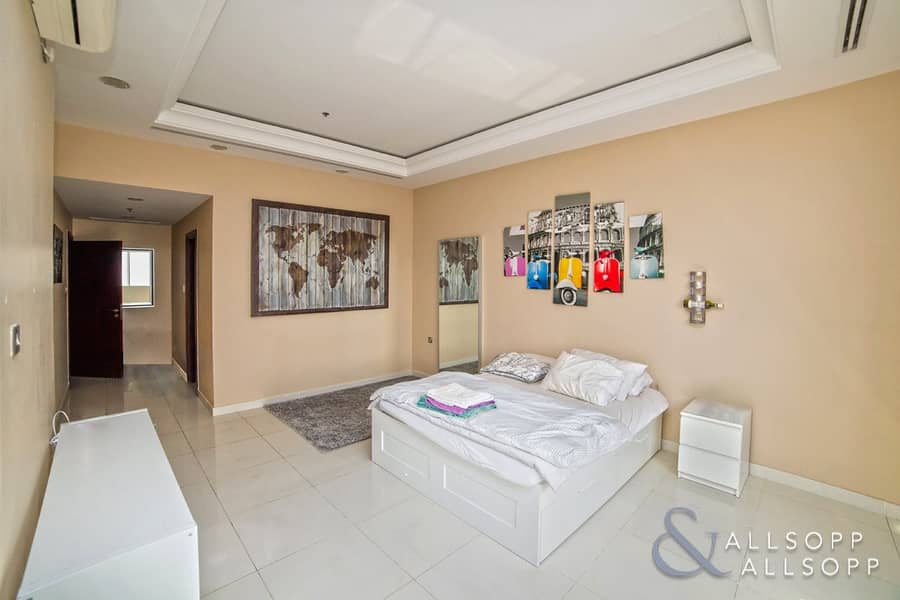 7 Exclusive | 4 Bed Plus Maids | Penthouse