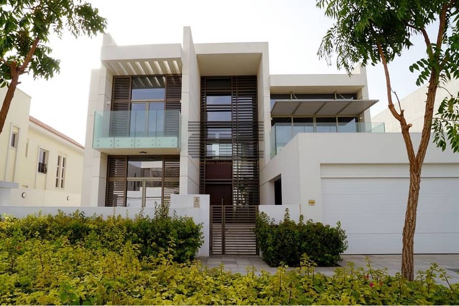 5 BR Contemporary | Genuine Listing | Single Row 5 BR Contemporary | Genuine Listing | Single Row