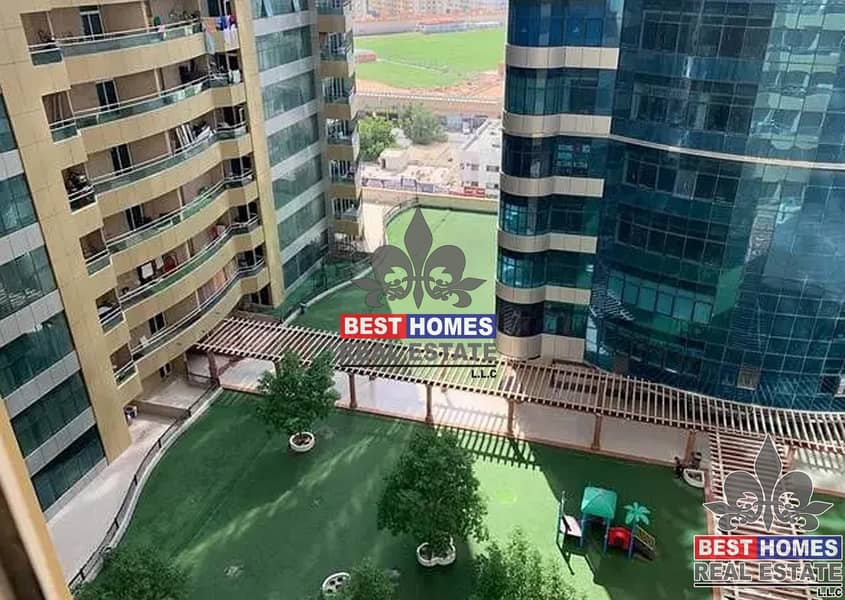 Spacious 1 BHK With Parking I Ready To Move!