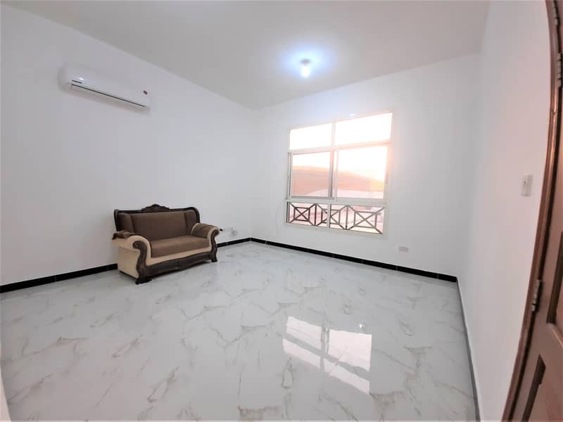 Cheap Monthly Rate for 2600AED a Ground Floor Modern Style Studio
