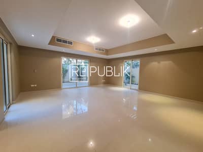 3 Bedroom Villa for Rent in Al Raha Gardens, Abu Dhabi - Superb 3 Bedrooms Type A Villa with Private Garden 3 Bedroom Villa for Rent in Al Raha Gardens, Abu Dhabi - Superb 3 Bedrooms Type A Villa with Private Garden
