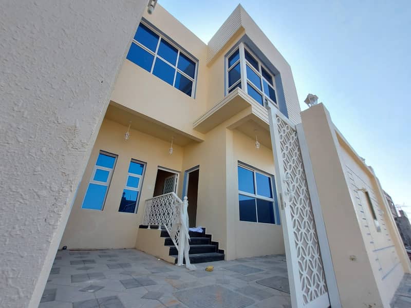 For sale a 5-room villa in the Jasmine area, freehold for all nationalities and financing for a period of 25 years