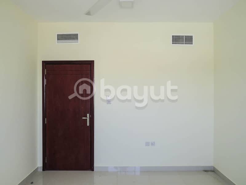 شقة مميزة للايجار في بناية جديدة تقع في منطقة المويهات 3