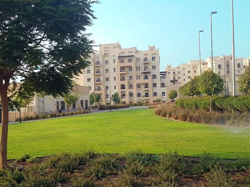 Spacious Unit I Well Kept Unit-Must View Spacious Unit I Well Kept Unit-Must View