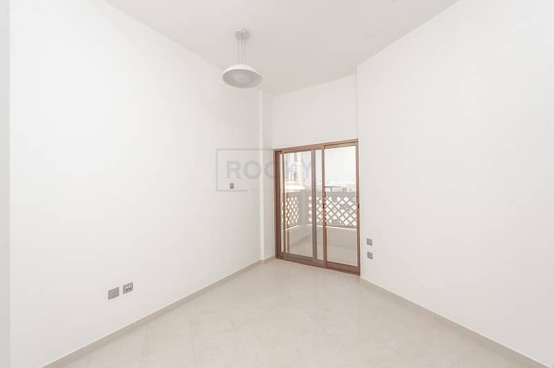 3 ONE MONTH FREE!! Lovely 2 B/R Apts with Balcony Near Jumeirah Beach Road | Umm Suqeim 2