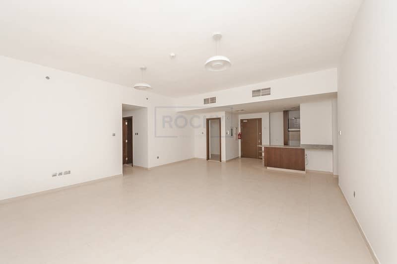 5 ONE MONTH FREE!! Lovely 2 B/R Apts with Balcony Near Jumeirah Beach Road | Umm Suqeim 2