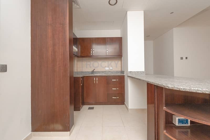 9 ONE MONTH FREE!! Lovely 2 B/R Apts with Balcony Near Jumeirah Beach Road | Umm Suqeim 2