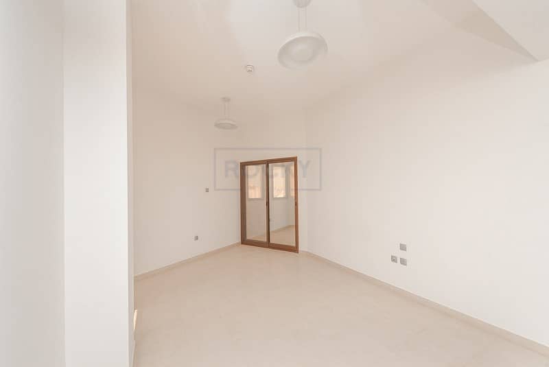 10 ONE MONTH FREE!! Lovely 2 B/R Apts with Balcony Near Jumeirah Beach Road | Umm Suqeim 2