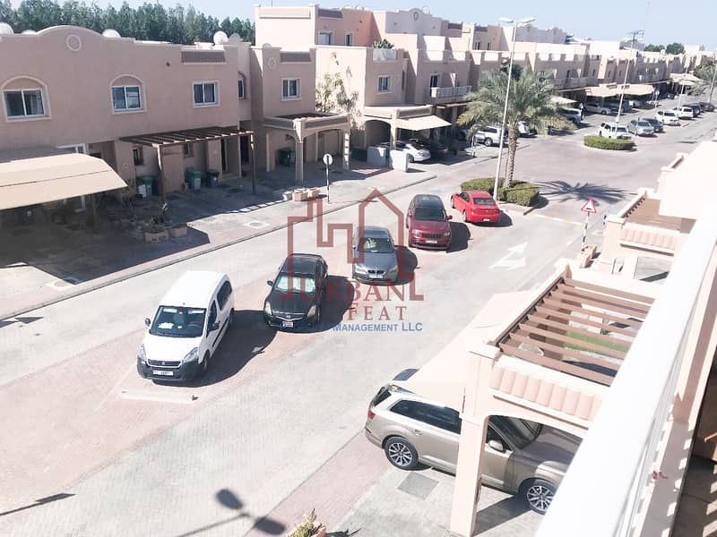 Vacant December 20 I 2chqs 5BR double row Vacant December 20 I 2chqs 5BR double row