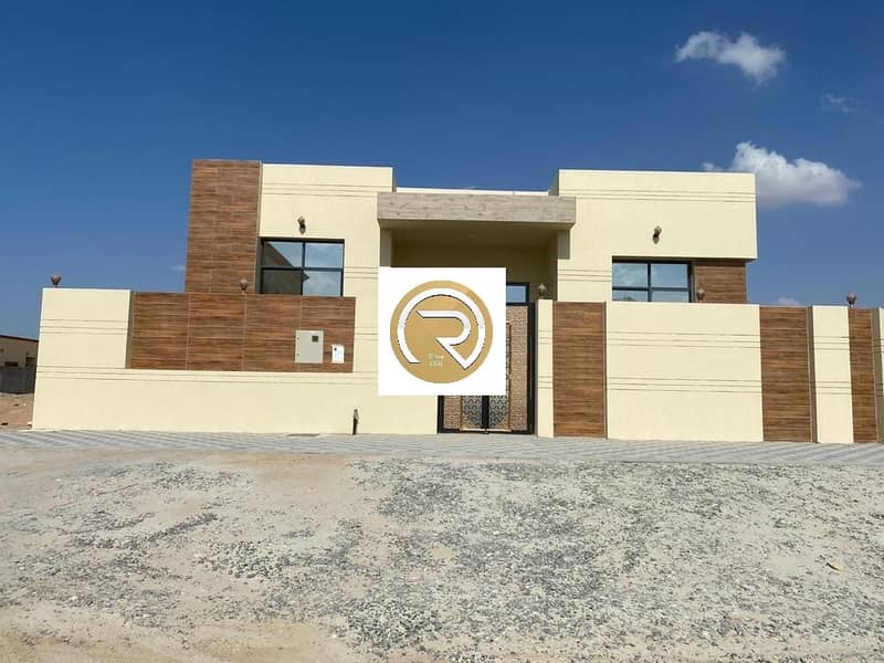 New villa for sale, super deluxe finishing, 3 master bedrooms - Al Helio 2 - Ajman