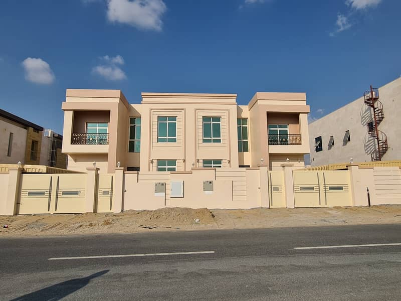 Brand new 3bhk villa with maid room rent 85k in 1cheque in Al hoshi area