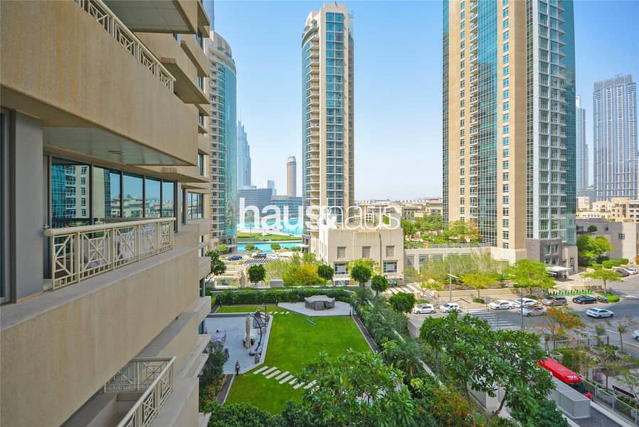 Large 1 Bed + Study | Fountain View | Modern