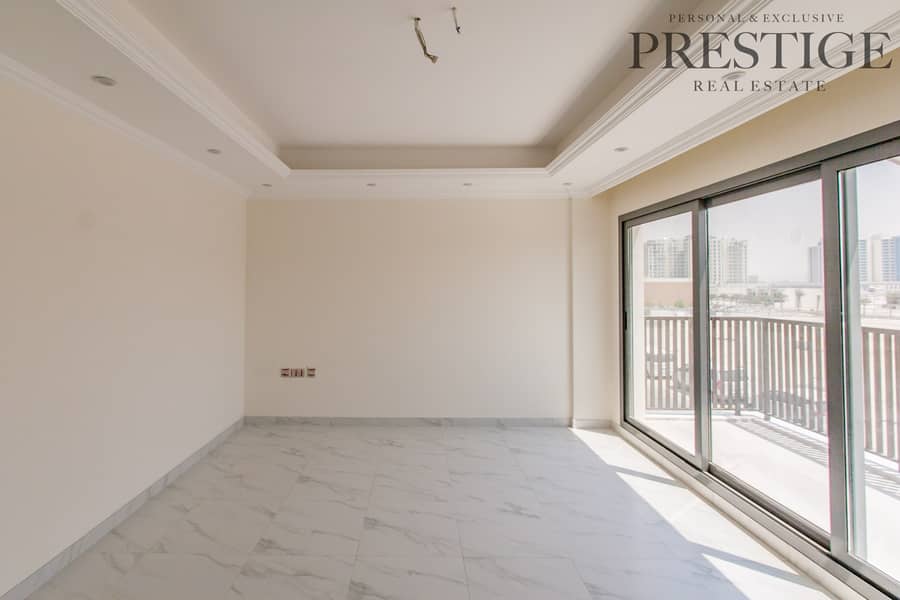19 5 Bedroom Large | Brand New Townhouse | Park