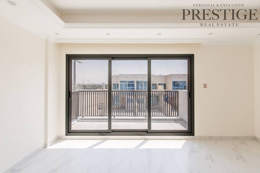 31 5 Bedroom Large | Brand New Townhouse | Park
