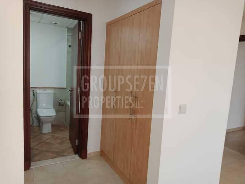 17 Full Canal View 2 Bed for Rent canal Res  Venetian