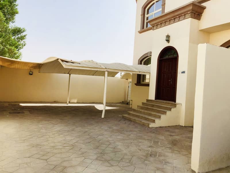 Outstanding 4BHK Villa in Compound AED 100k