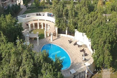 2 Beds | 1550 Sq. Ft. | Perfect Pool View 2 Beds | 1550 Sq. Ft. | Perfect Pool View
