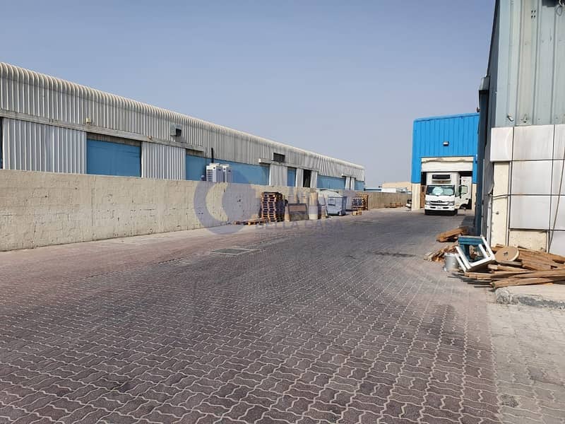 Independent Warehouse | Height 11 Meters | Power 600 Kw