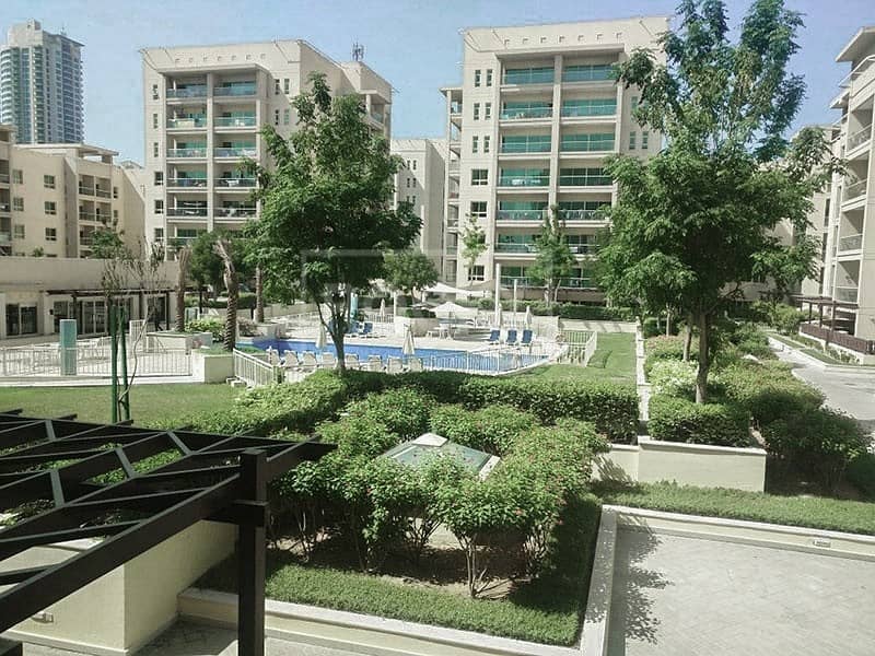 Exclusive Amazing Pool and Garden View Exclusive Amazing Pool and Garden View
