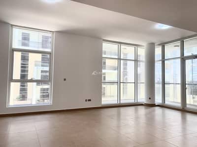 Hot Offer! NO Commission in 12 Pays! 3BR+Maids Room+Laundry Area Hot Offer! NO Commission in 12 Pays! 3BR+Maids Room+Laundry Area
