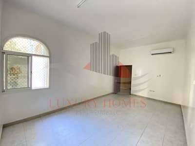 Ground Floor with Garage near Sata Market Ground Floor with Garage near Sata Market