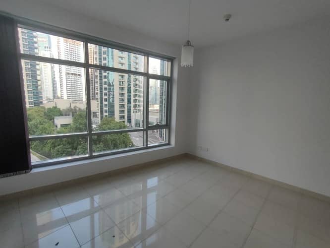 Huge Spacious - 2bedroom Apartment With Balcony - Marina View