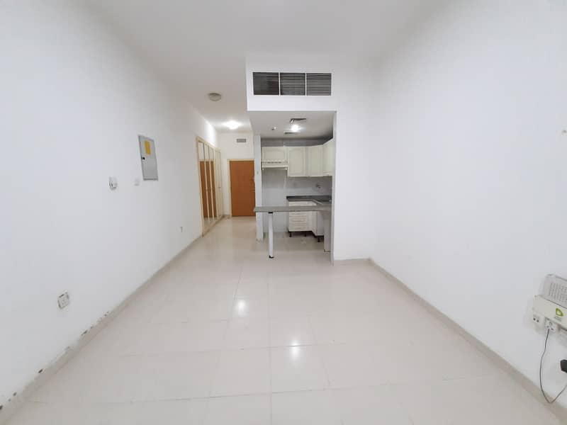 Near By Metro Studio Aprt Only 24k With Wardrobes 1 Car parking Free