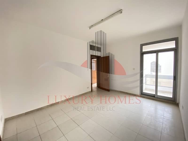 Beautiful View Walking Distance from Jimi Mall Beautiful View Walking Distance from Jimi Mall