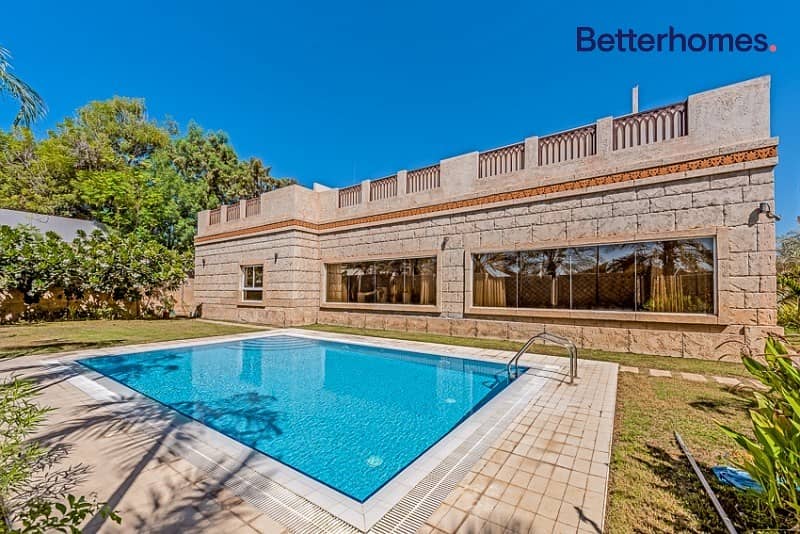Amazing villa/Swimming pool /2 kitchen/Modern