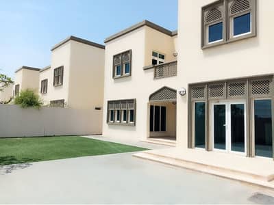 Amazing Deal 3 Bed + Maid's District 8 Single Row Amazing Deal 3 Bed + Maid's District 8 Single Row