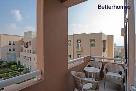 Park View | Close Kitchen | Vastu Unit Park View | Close Kitchen | Vastu Unit